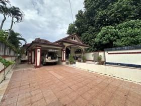 Villa for sale in Phuket, Thailand