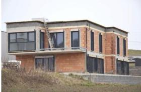 Dublex house Foreclosures in Enzersfelder Straße-Königsbrunn, Austria