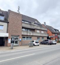 Meergezins te koop in Krefeld-Hülser Berg, Germany