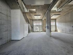 Hall til leie i Collombey, Sveits
