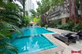 Villa for sale in Bangkok-Khlong Toei District, Thailand