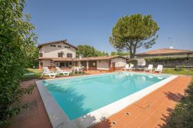 Ferienhaus zu vermieten in Sirmione, Italien