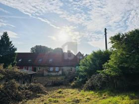 Semi-detached house for sale in Plaaz, Germany