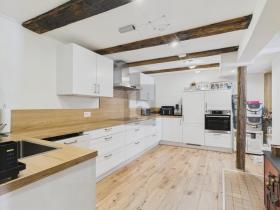 Sorház Eladó a  oldalon. Hallau, Svájc