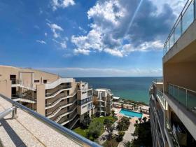 Lapos Eladó a  oldalon. Sveti Vlas-кв. Юрта под пътя, Bulgária