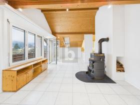 apartamento en planta alta En venta en Untergesehen, Suiza