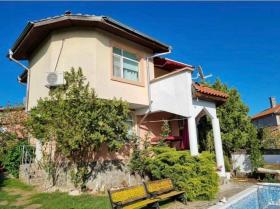 بيت العطلات للبيع في Kozichino-Burgas, بلغاريا