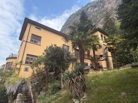 Vila À venda em Mendrisio, Suíça